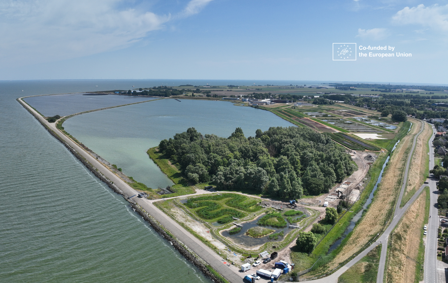 Een afbeelding van LIFE Watersource met het EU LIFE logo